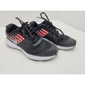 Girls/Womens NIKE Star Runner Black Running‎ Shoes Size 3.5Y